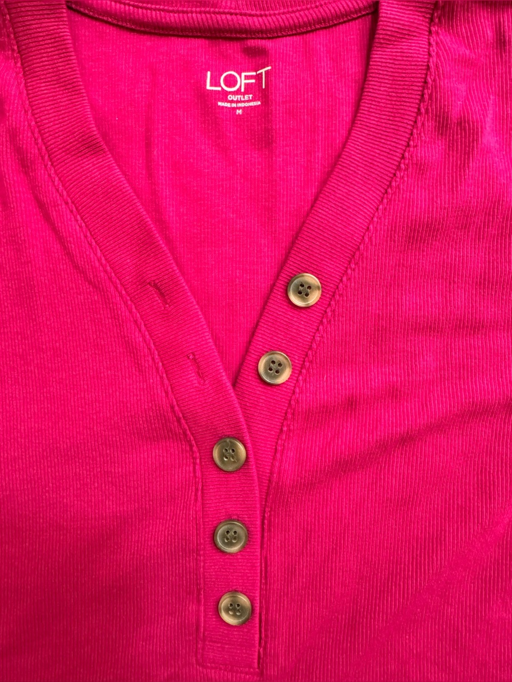 LOFT Women's Sleeveless Tank (Pink, Medium) With Buttons on front - Picture 2 of 7